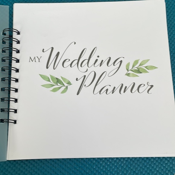 Wedding Planner notebook - Picture 2 of 10